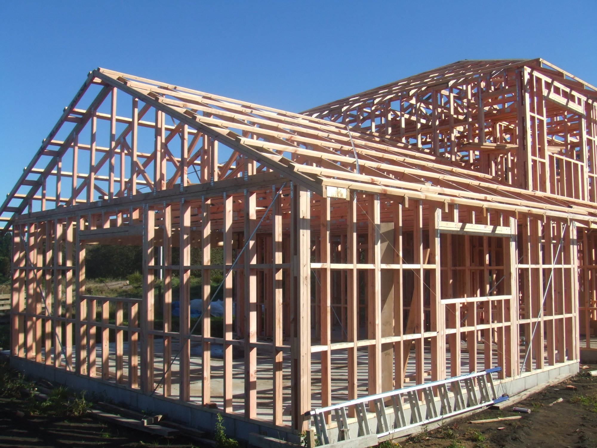 Prenail Systems trusses installed on site